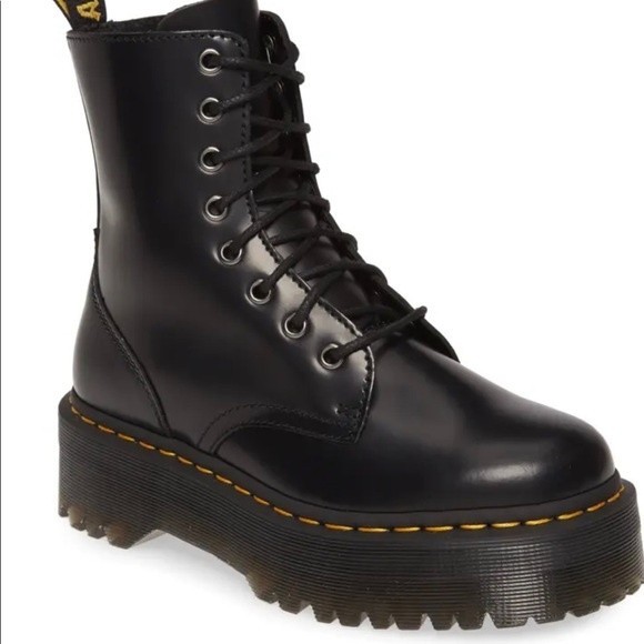 NEW Dr. Martens Jaydon Platform Boots